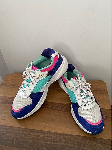 38 Beden beyaz Renk Orjinal Skechers Meridian
