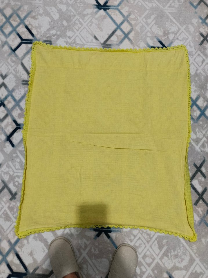 Sarı Örgü Bebek Battaniyesi - Görsel 2