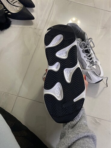 40,5 Beden gri Renk Adidas yezzy