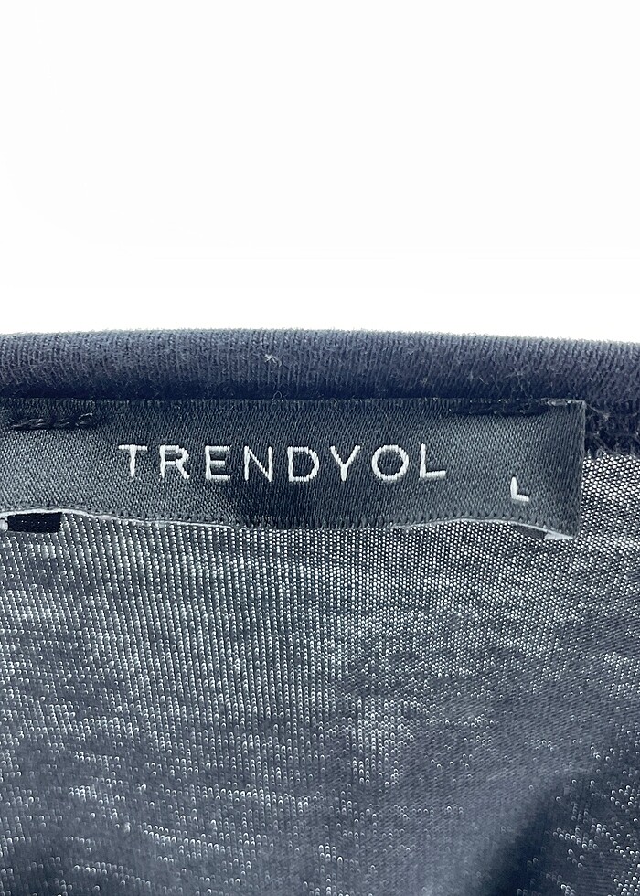 Trendyol & Milla T-shirt %70 İndirimli. - Görsel 4
