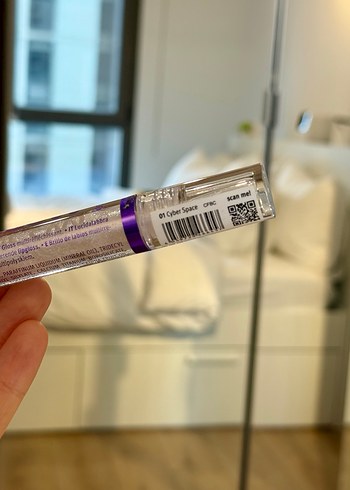 Essence Meta Glow Mor Parlak Dudak Parlatıcısı - Görsel 3