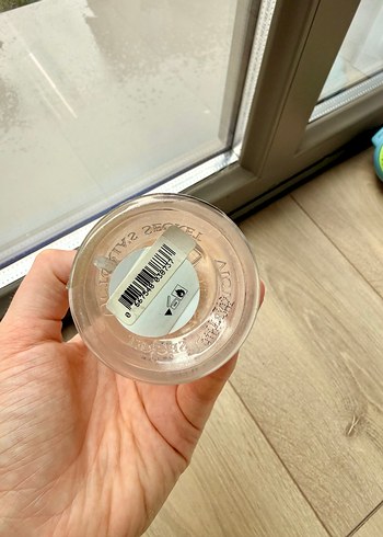 Victorias Secret velvet petals shimmer - Görsel 3