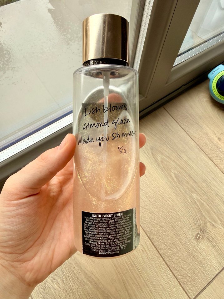 Victorias Secret velvet petals shimmer - Görsel 2