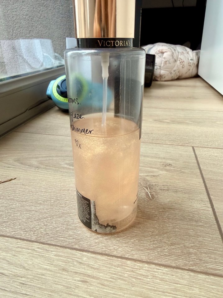 Victorias Secret velvet petals shimmer - Görsel 4