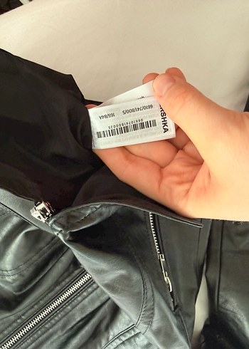 Vücuda oturan deri ceket - Görsel 3