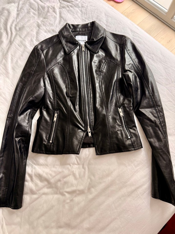 Vücuda oturan deri ceket - Görsel 2