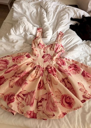 Pembe Çiçekli Fırfırlı Midi Elbise - Görsel 2