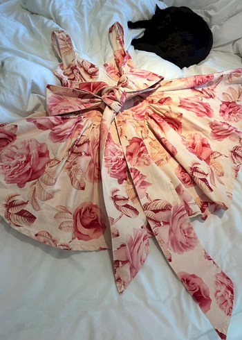 Pembe Çiçekli Fırfırlı Midi Elbise - Görsel 5