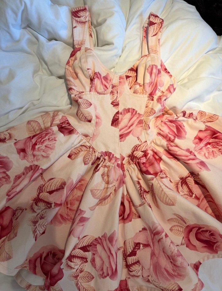 Pembe Çiçekli Fırfırlı Midi Elbise - Görsel 4