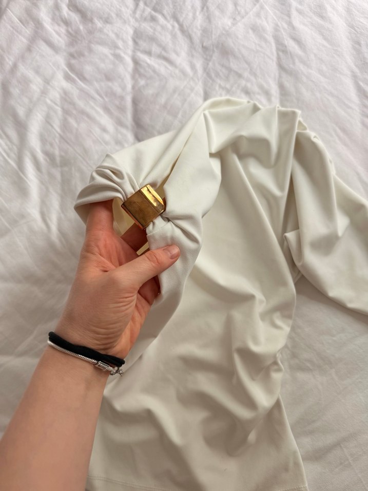 Drapeli Beyaz Kadın Bluz - Görsel 2