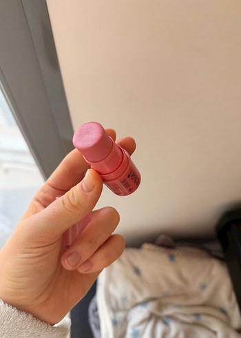 Essence Pembe Allık Stick - Görsel 2