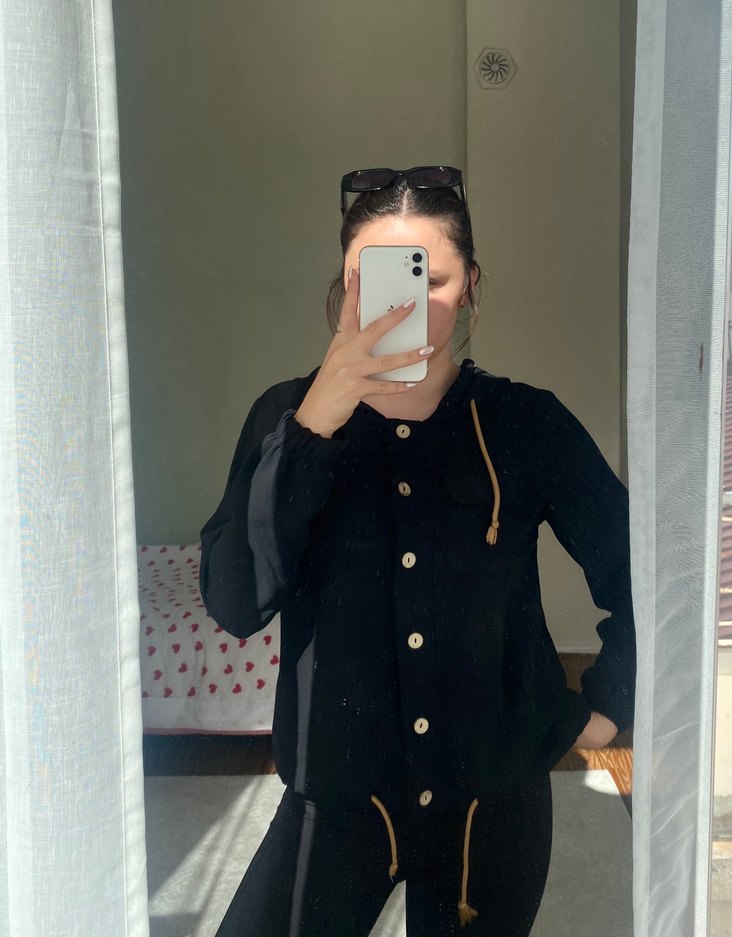 Quzu Düğmeli Siyah Kadın Midi Ceket - Görsel 4