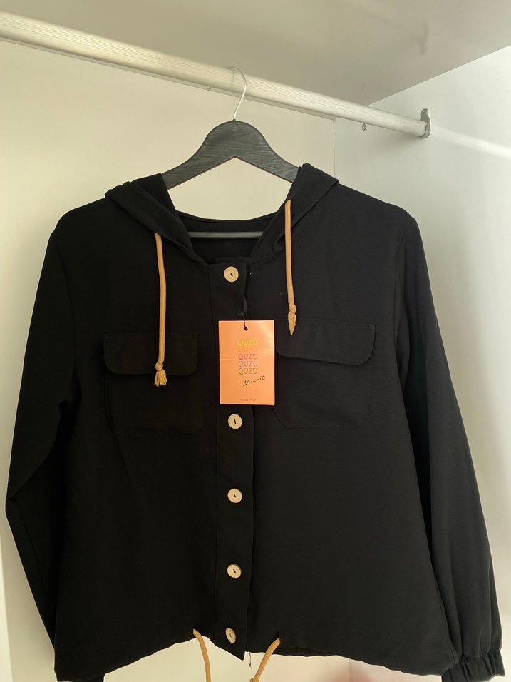 Quzu Düğmeli Siyah Kadın Midi Ceket - Görsel 2