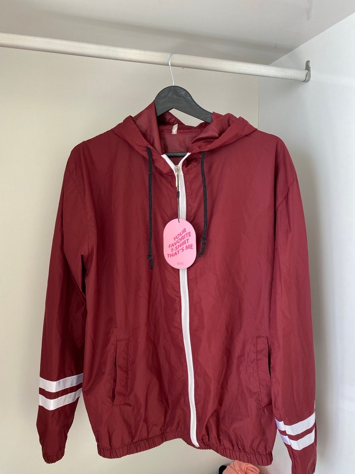 Quzu Bordo Detaylı Spor yağmurluk - Görsel 4