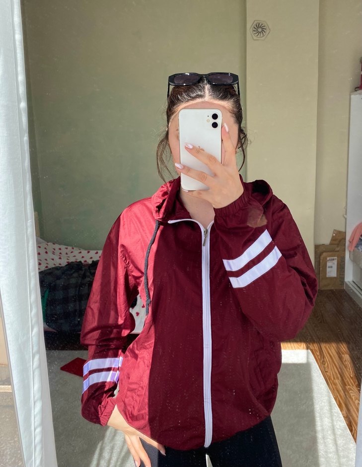 Quzu Bordo Detaylı Spor yağmurluk - Görsel 2