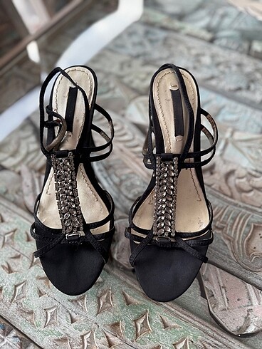 Nine West