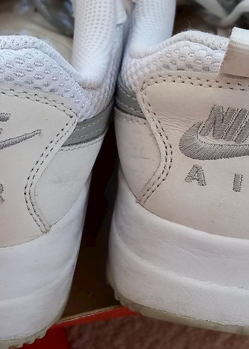 37 Beden beyaz Renk NIKE air