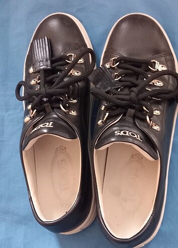 TOD'S