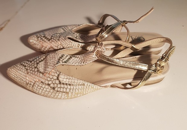 37 Beden altın Renk Croco Sandalet Golden Bilekten Bağlamalı