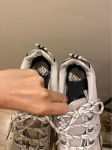 39 Beden beyaz Renk ORİJİNAL SKECHERS AYAKKABI