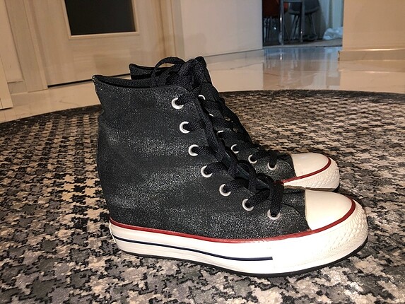 Converse topuklu ayakkabı