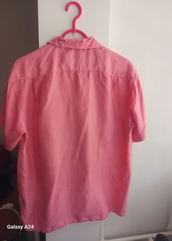 Düğmeli Pembe Saten Kadın Gömlek - Görsel 2