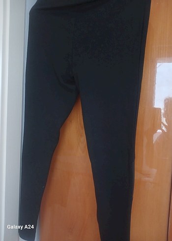 Siyah Kemerli Kadın Tayt - Görsel 2