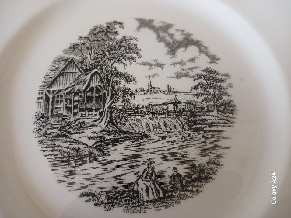 Yurtdişindan Gri Desenli Beyaz Porselen Tabak  
(2 ADET) - Görsel 2