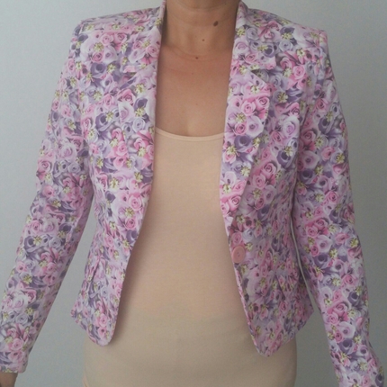 çiçekli pembe blazer