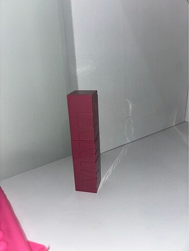  Beden Maybelline Vınly ınk ruj