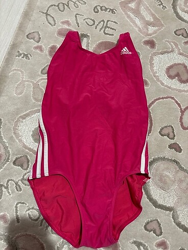 Adidas sporcu mayo