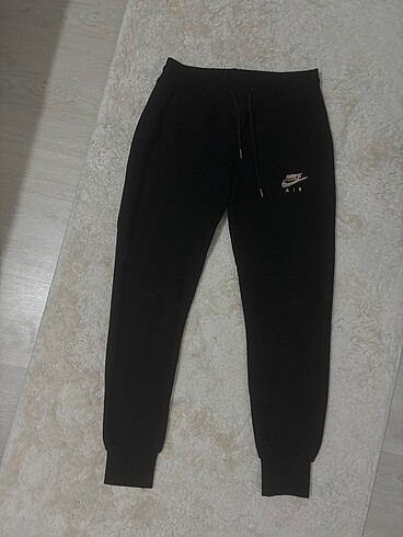 m Beden Nike air eşofman