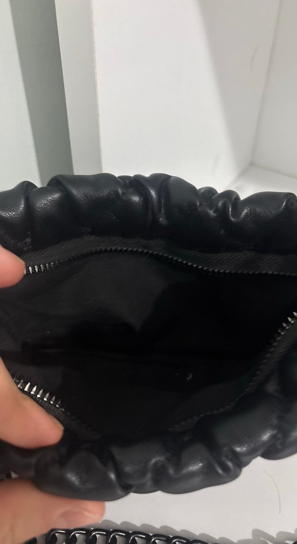 Zincir Detaylı Siyah Deri Gotik Çanta - Görsel 2