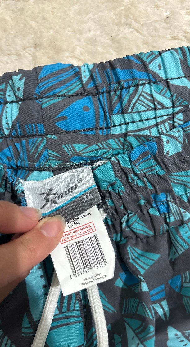 Mavi Desenli Erkek Deniz Şortu - Görsel 2