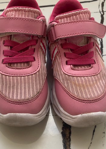 Hummel 25
