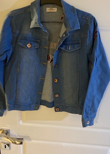 Nakışlı Mavi Kadın Denim Ceket11 yaş
