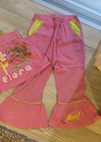 4 Yaş Beden Kız Çocuk Pembe Baskılı İki Parça Pijama Takımı
