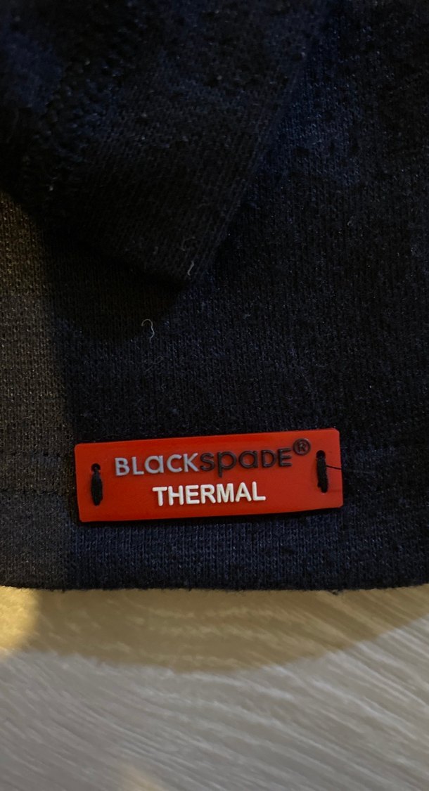 Siyah termal içlik erkek /kız ürünüdür - Görsel 2