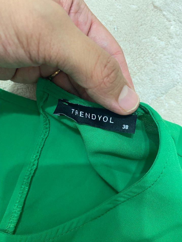 Yeşil Kadın Fırfırlı Uzun Kollu Bluz - Görsel 5