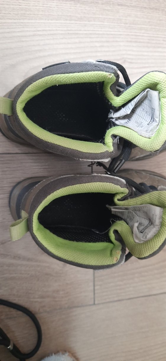 Gri Erkek Çocuk Lastik Botlar #decathlon 28 numara - Görsel 4