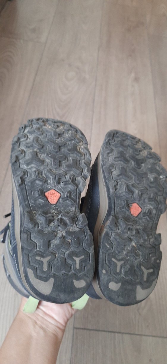 Gri Erkek Çocuk Lastik Botlar #decathlon 28 numara - Görsel 5