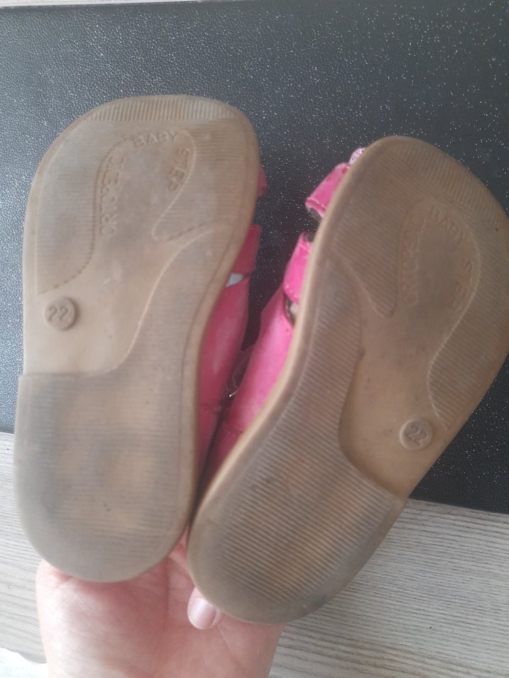 Kız Çocuk Parlak Pembe İlk Adım Ayakkabısı, 22 numara - Görsel 4