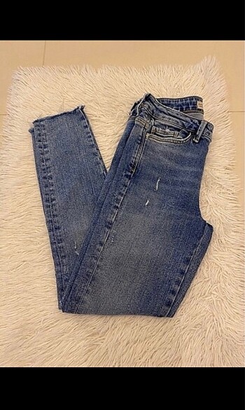 Zara jean
