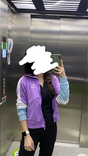 Hummel sweatshirt
