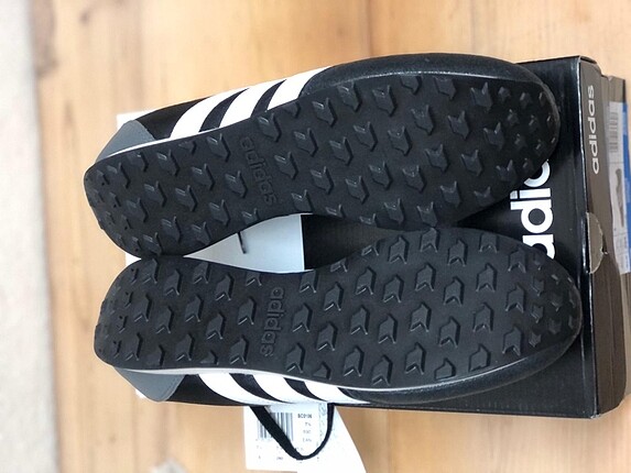 Adidas Adidas 42,5 numara spor ayakkabı