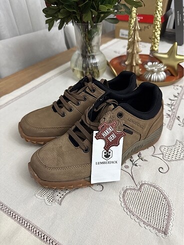 LUMBERJACK MARKA HAKİKİ DERİ KULLANILMAMIŞ 40 NUMARA ERKEK AYAKK