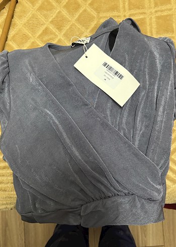 Gri Parlak Detaylı Sıkılaştırıcı Etkili Elbise - Görsel 2