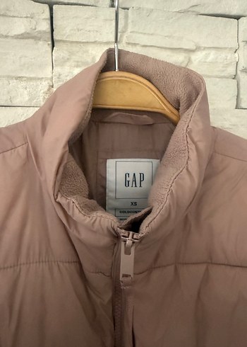 Gap GAP Yüksek Yakalı Fermuarlı Kadın Mont