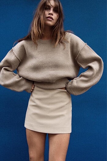 Zara model triko
