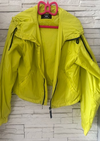 Neon renk Kadın Kapüşonlu Spor Ceket - Görsel 2